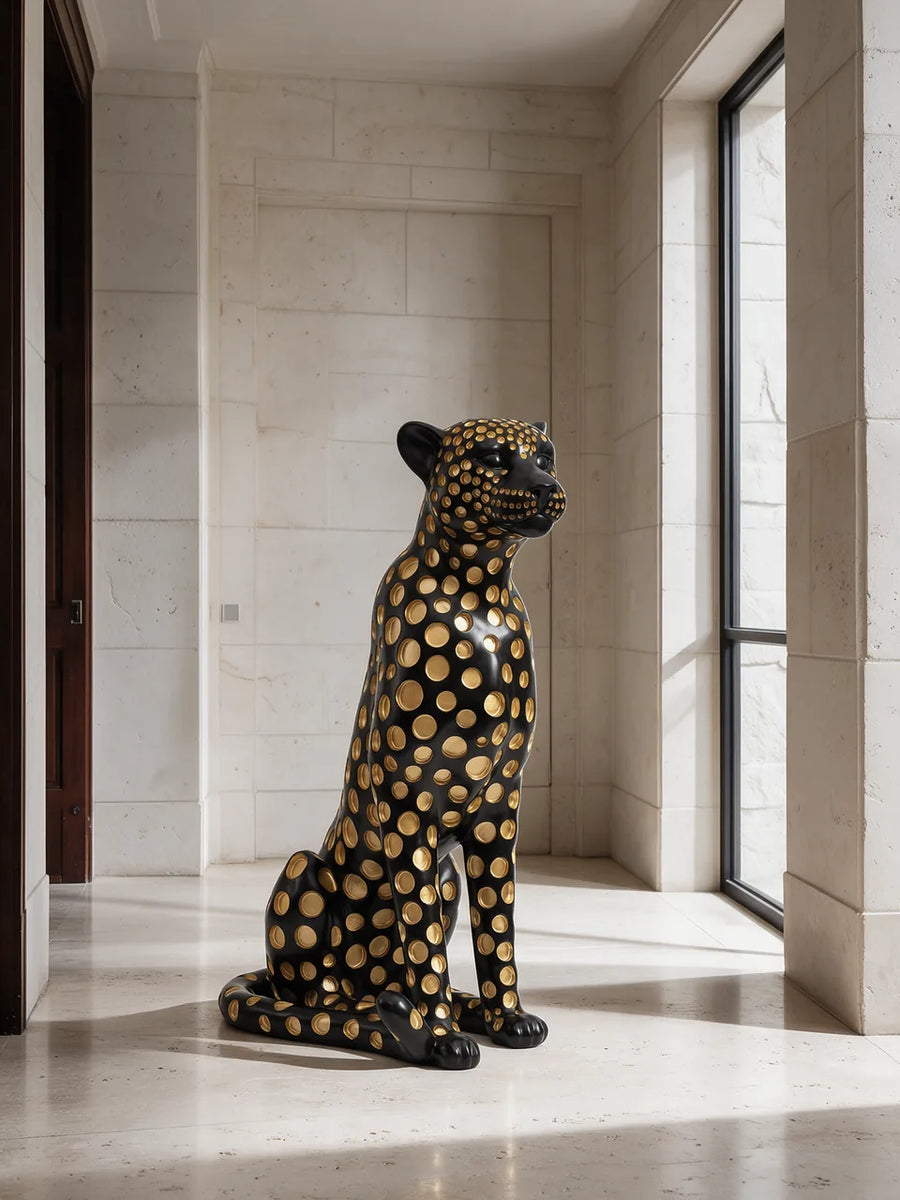 Spotted Cheetah: Entryway